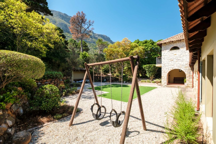 5 Bedroom Property for Sale in Hout Bay Western Cape